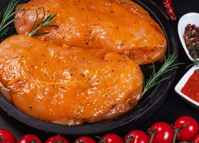 Frango-Marinado-695x500
