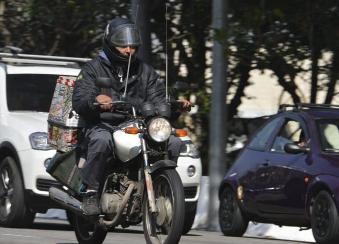 Moto, motocicleta, 99