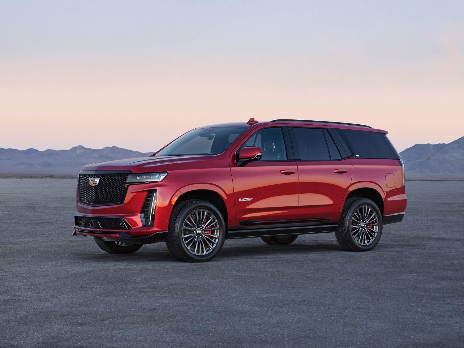 Cadillac revela primeiras imagens do Escalade V-Series