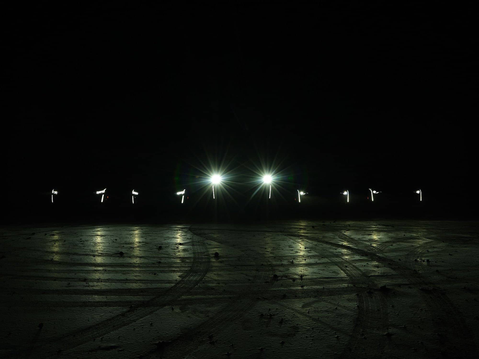 Teaser anuncia o novo Cadillac Escalade-V como “algo emocionante”