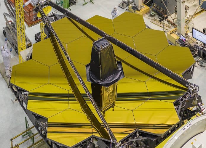 espelho-de-ouro-do-JWST-695x500