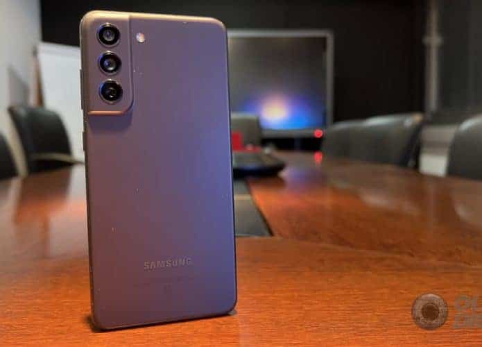 Galaxy S21 FE (Imagem: André Fogaça/Olhar Digital)