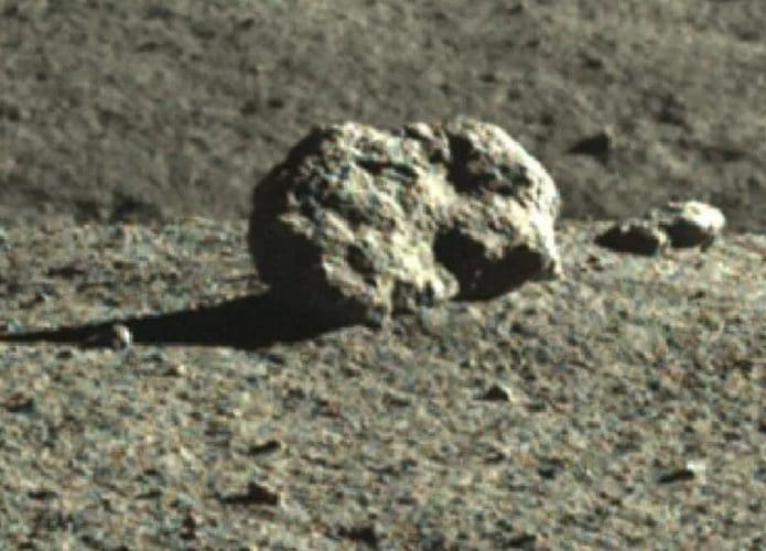 lua-pedra-misterio-695x500