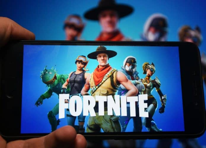 Fortnite é um dos melhores jogos de tiro para celular