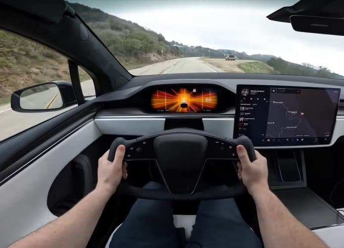 Tesla Model X Plaid vai de 0 a 96 km em 2s3