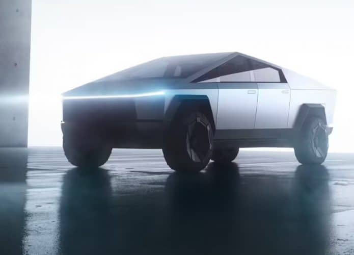 A produção da picape elétrica Cybertruck da Tesla foi adiada novamente, dessa vez para 2023