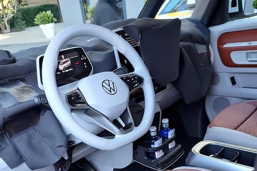 Detalhe do volante da ID. BUZZ
