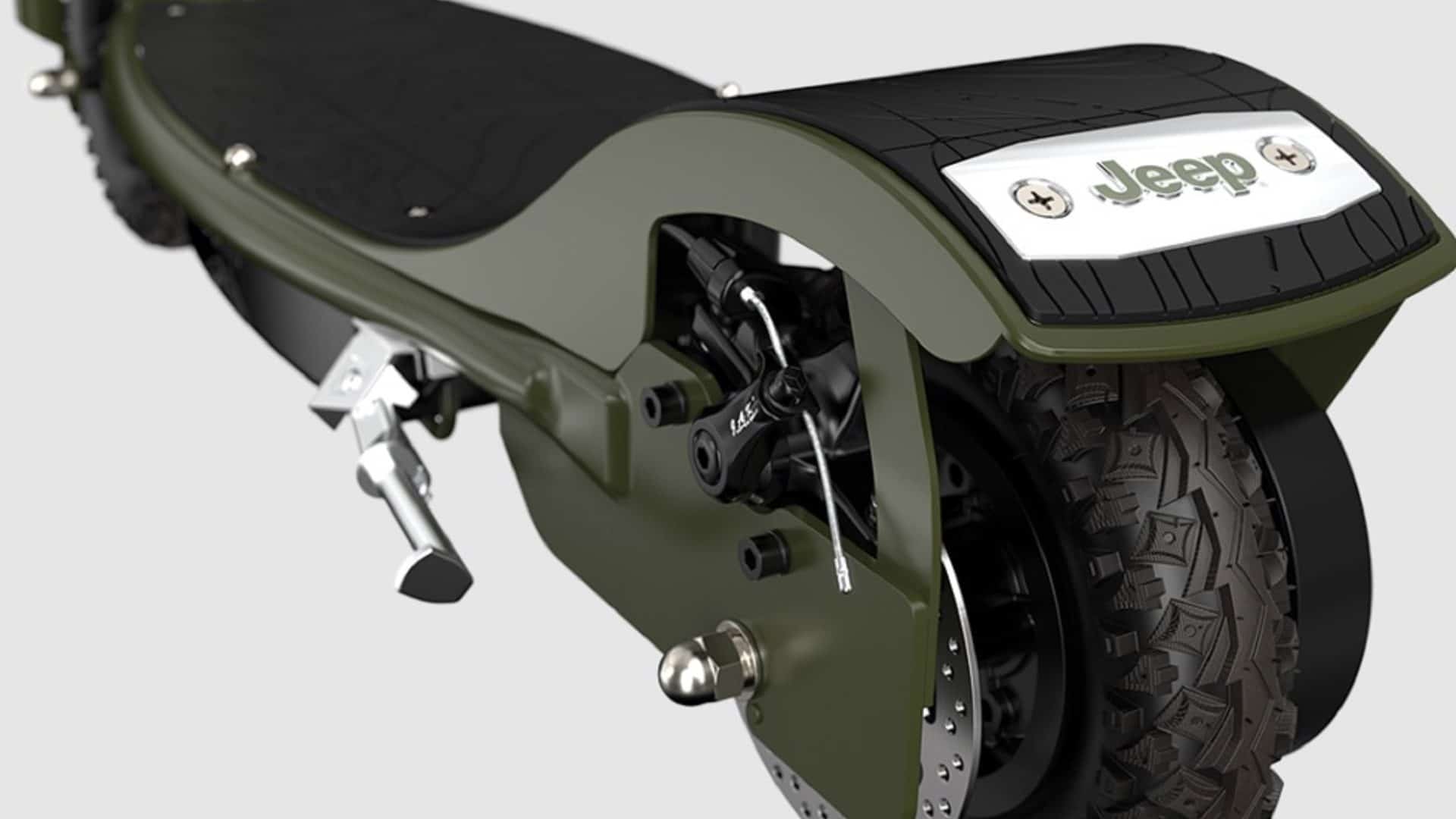 Detalhe da parte de trás do patinete elétrico da Jeep
