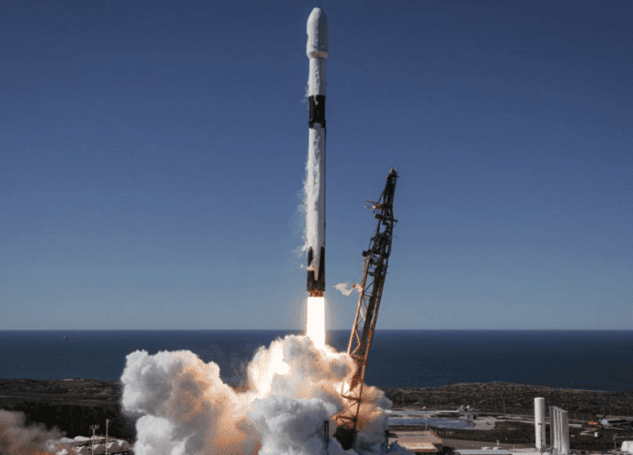 lancamento-satelites-SpaceX-695x500.png