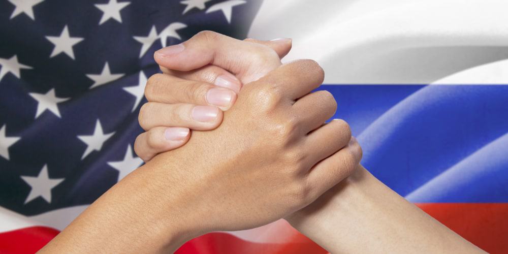 Nasa quer manter parceria com a Rússia na ISS e diz que rompimento seria “triste”
