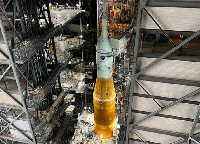 SLS-missao-artemis-1-695x500