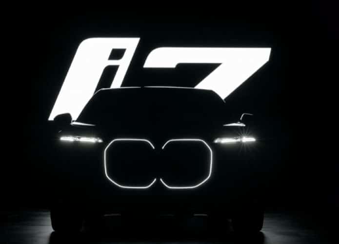 BMW i7
