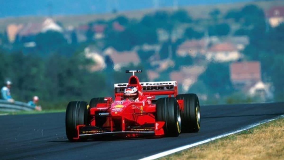 Ferrari de Michael Schumacher está à venda por quase R$ 25 milhões