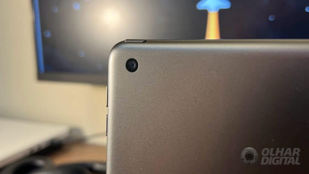 Câmera com 8 megapixels na traseira (Imagem: André Fogaça/Olhar Digital)