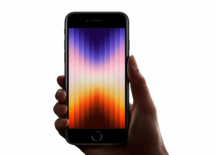 iPhone SE com A15 Bionic vai custar a partir de R$ 4.199 no Brasil