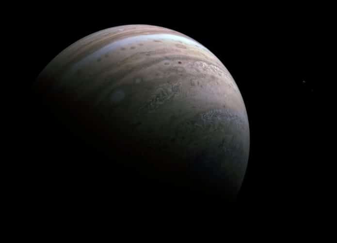 junocam_jupiter_moons-695x500