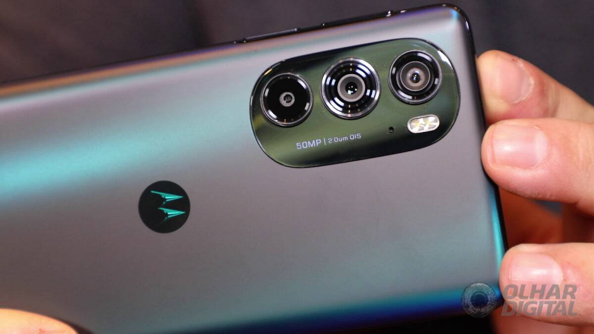 Moto Edge 30 Pro (Imagem: Mario Kurth/Olhar Digital)