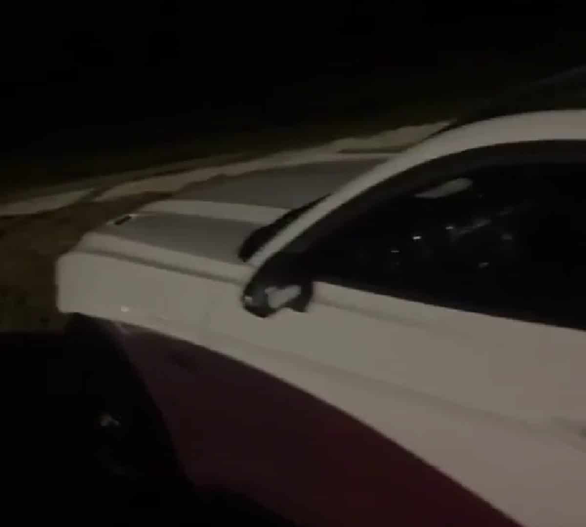 capô do Mustang com revestimento de cerâmica