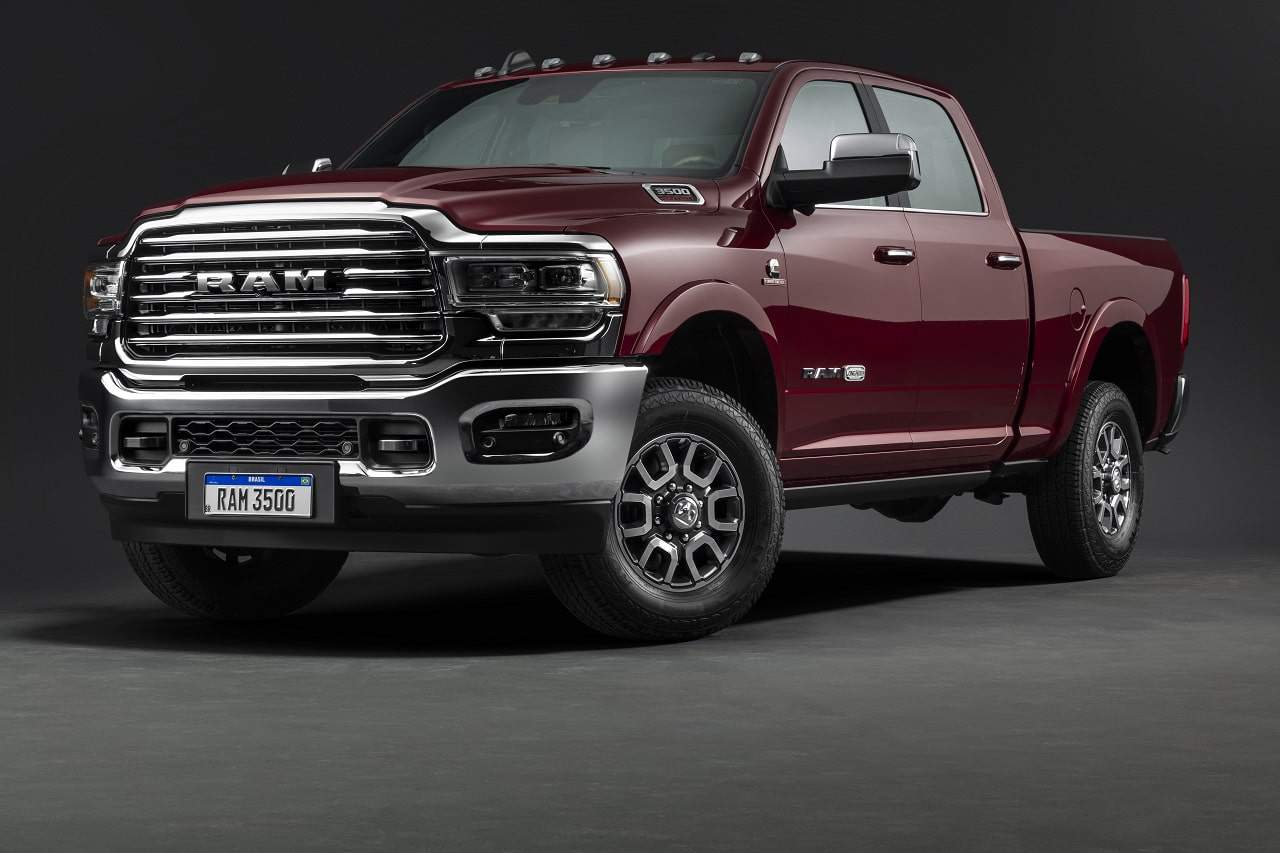 Picape Ram 3500, maior da marca, chega ao Brasil por preço mínimo de R$ 485 mil