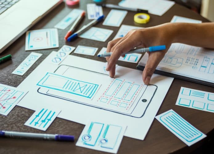 Desenvolvimento de aplicativo de planejamento gráfico para telefone móvel web. Conceito de experiência do usuário.