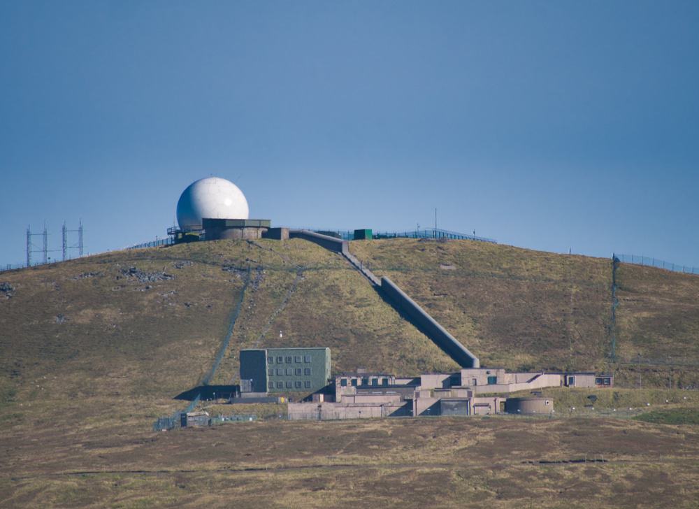 A região de Saxa Vord já conta com uma estrutura de radar usada pela Força Aérea Real (RAF) e agora o Reino Unido aprovou a criação de um novo espaçoporto, para a prática de lançamentos espaciais