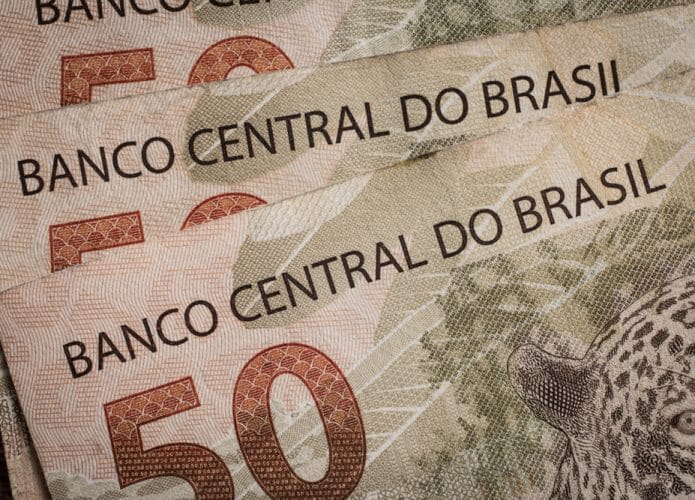 Dinheiro do Brasil. Notas de Real, moeda brasileira, Banco Central do Brasil
