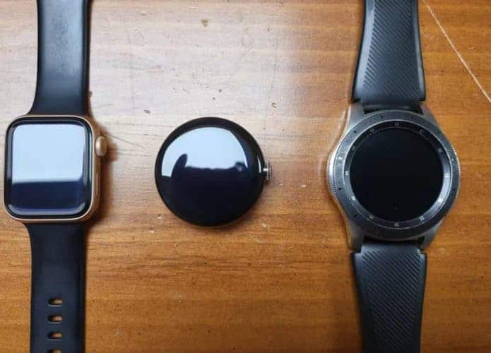 Imagem do Pixel Watch e Galaxy Watchtre um Apple Watch e