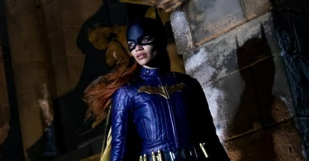 Leslie Grace como Batgirl