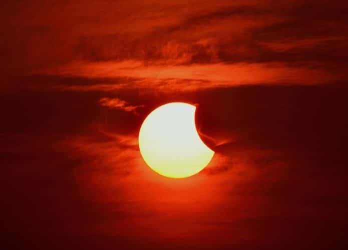 eclipse-solar-695x500