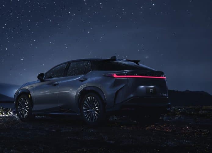 Lexus RZ 450e
