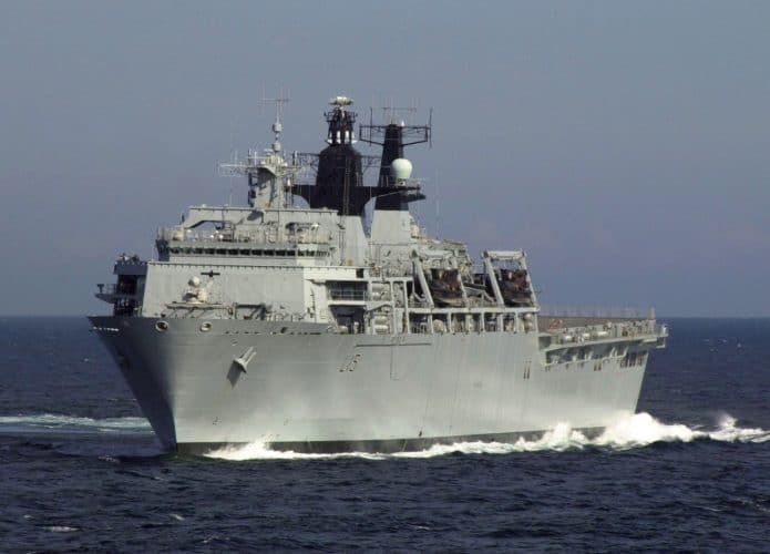 Navio de guerra HMS Bulwark