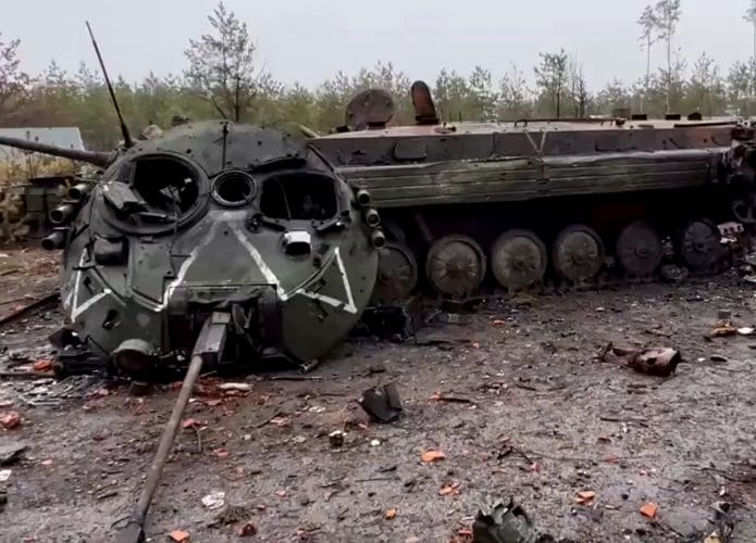 Tanque russo destruído