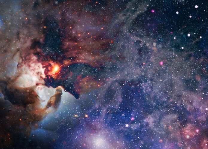 universo-695x500