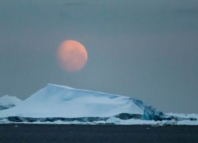 Antarctica-Lua-695x500