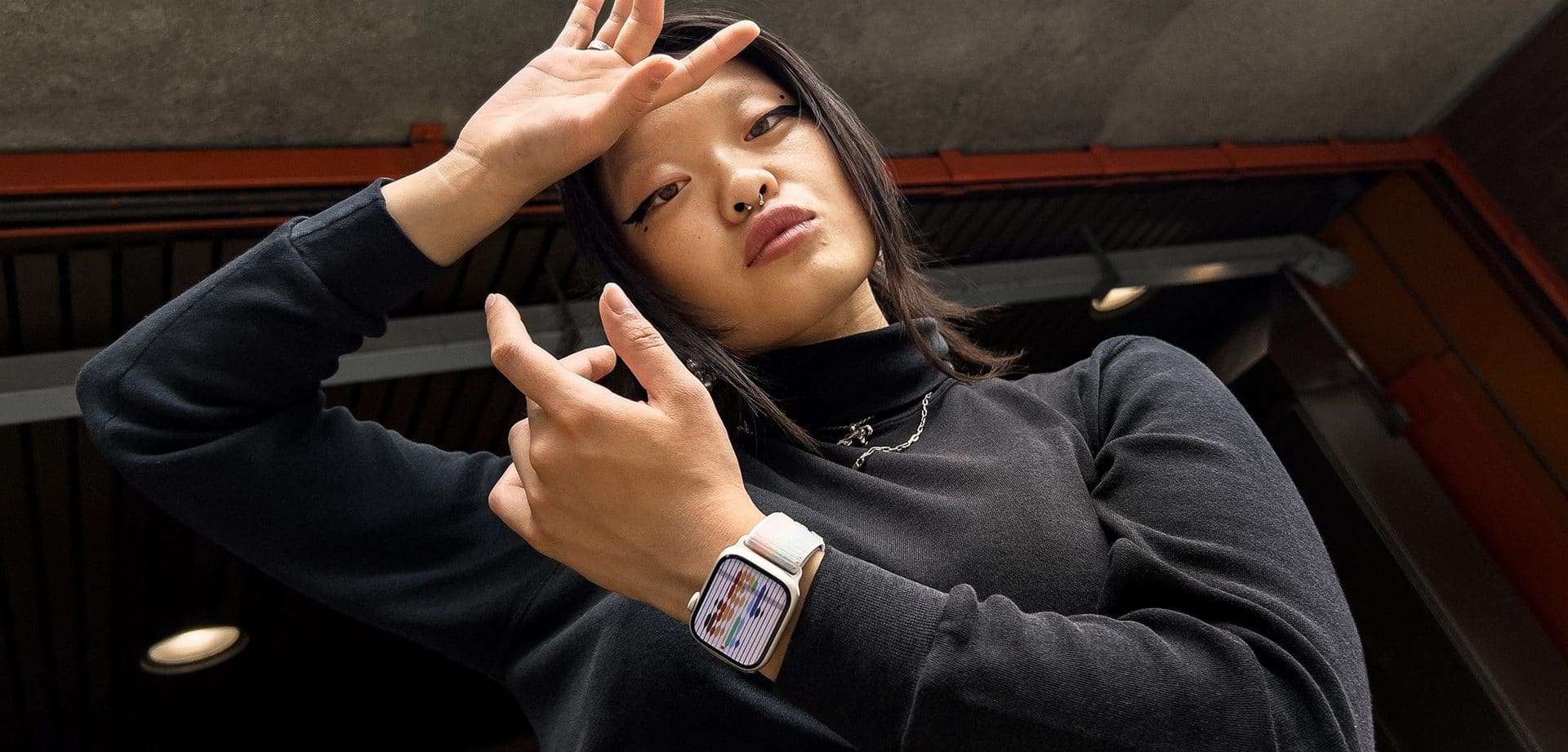 Mostrador e nova pulseira para o Apple Watch (Imagem: divulgação/Apple)