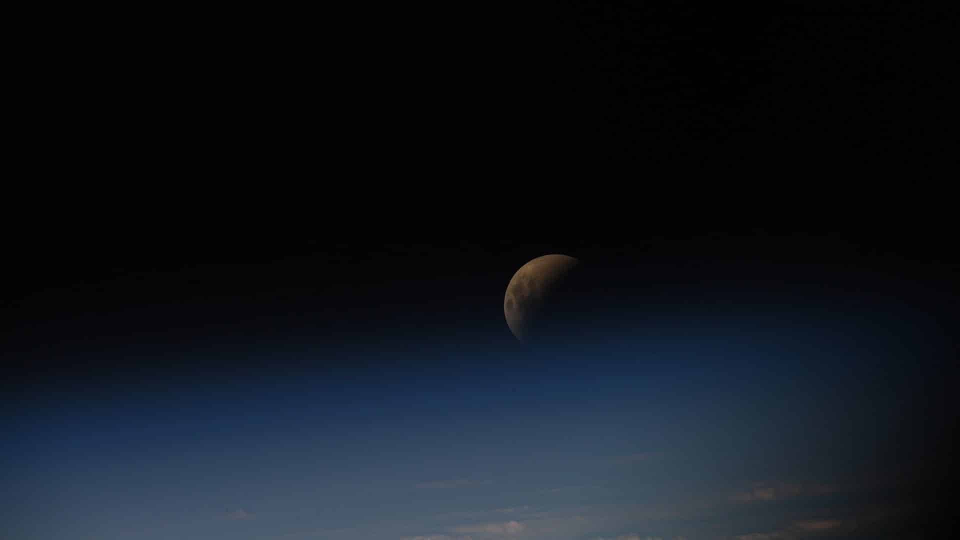 lua de sangue