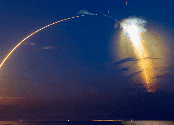 agua-viva-espacial-SpaceX-695x500.png