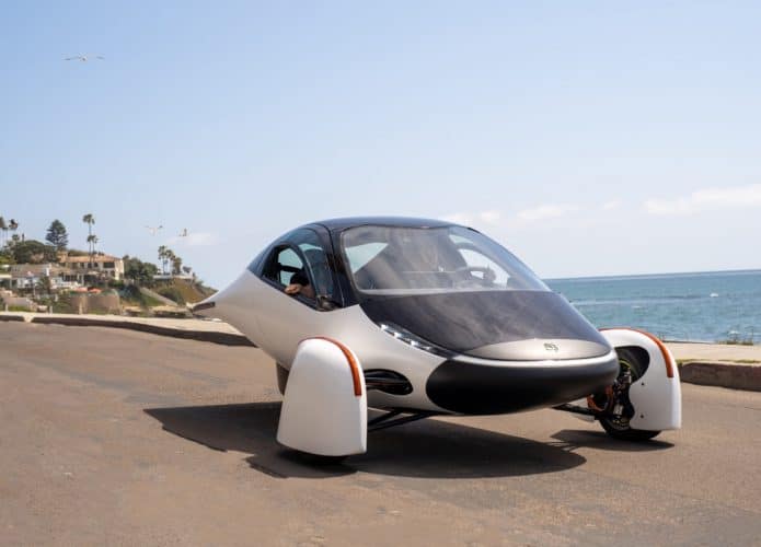 Aptera, carro movido a energia solar