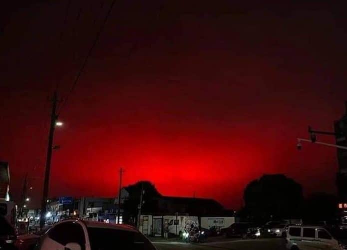 ceu-vermelho-Zhoushan-China-695x500