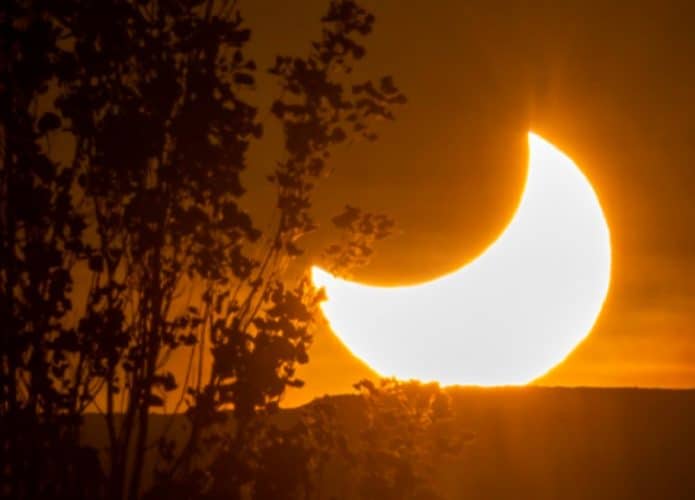 eclipse-solar-foto-marilin-bonavide-695x500