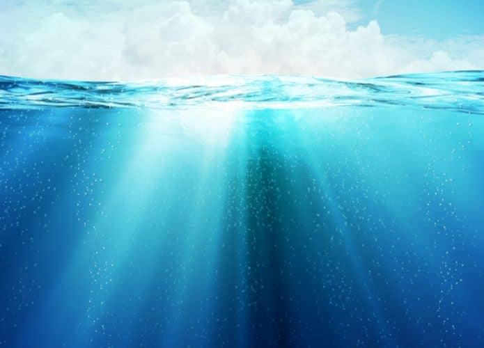 fundo-oceano-695x500