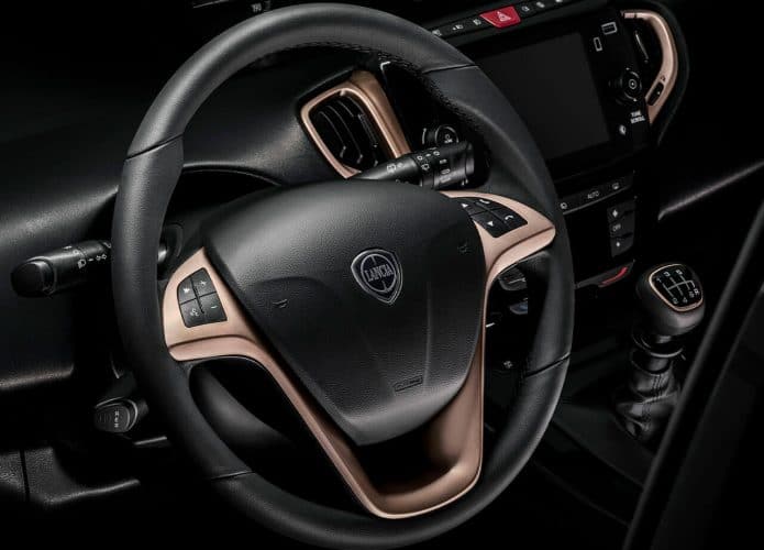 Volante de um veículo da Lancia