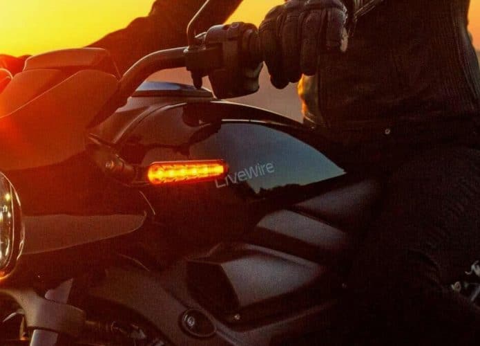 Cena de uma motocicleta elétrica da LiveWire, divisão da Harley-Davidson