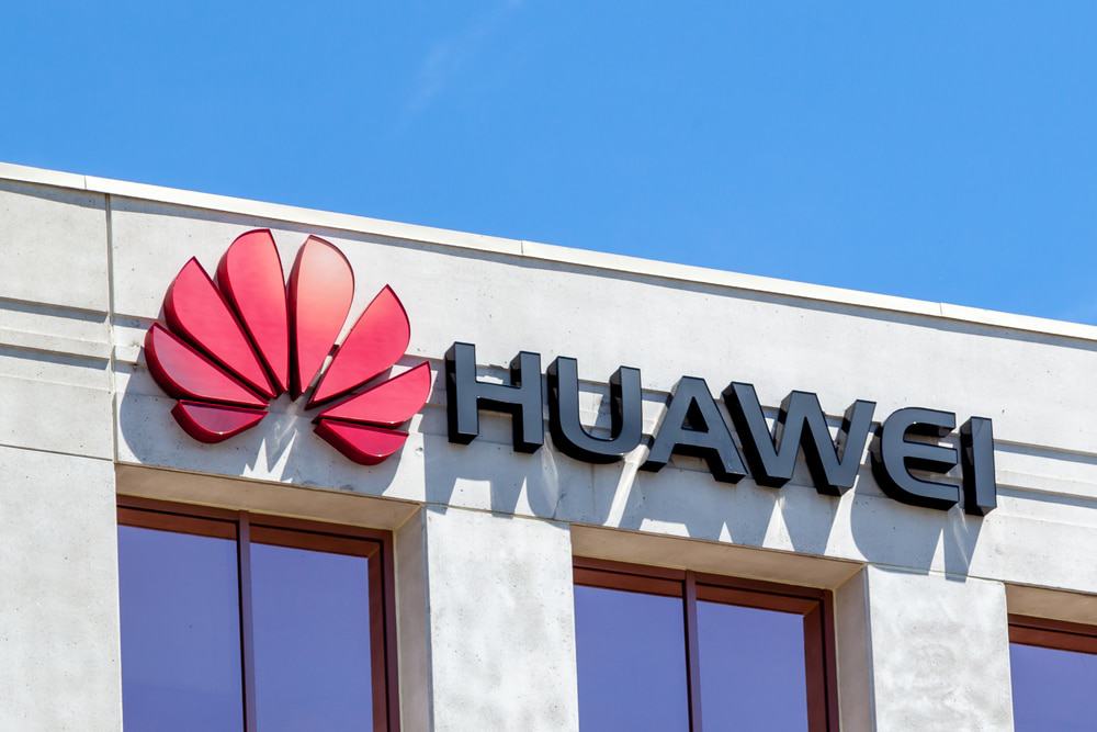 Fachada de um dos prédios da Huawei no Canadá