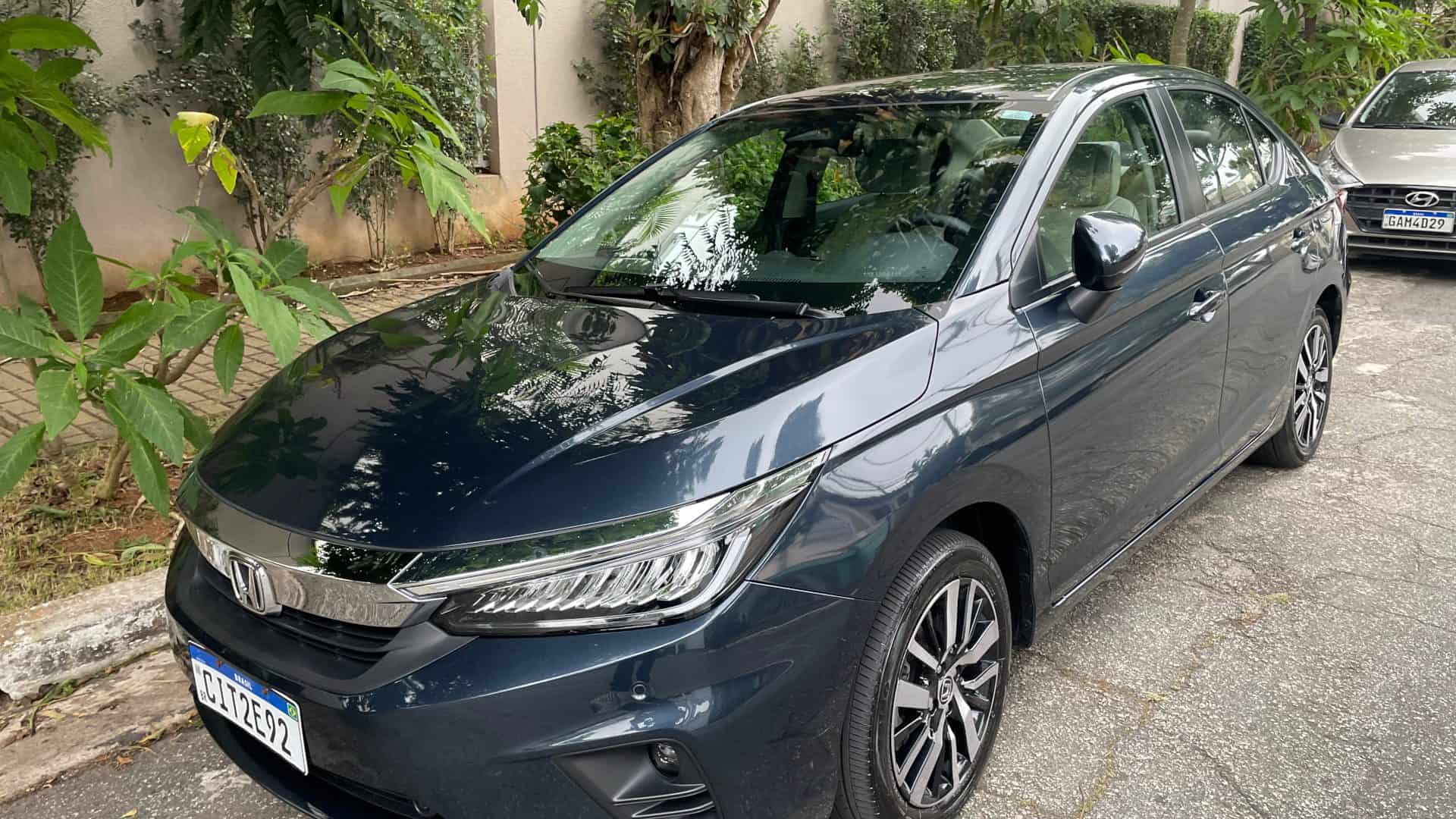 Visão geral do Honda New City sedã