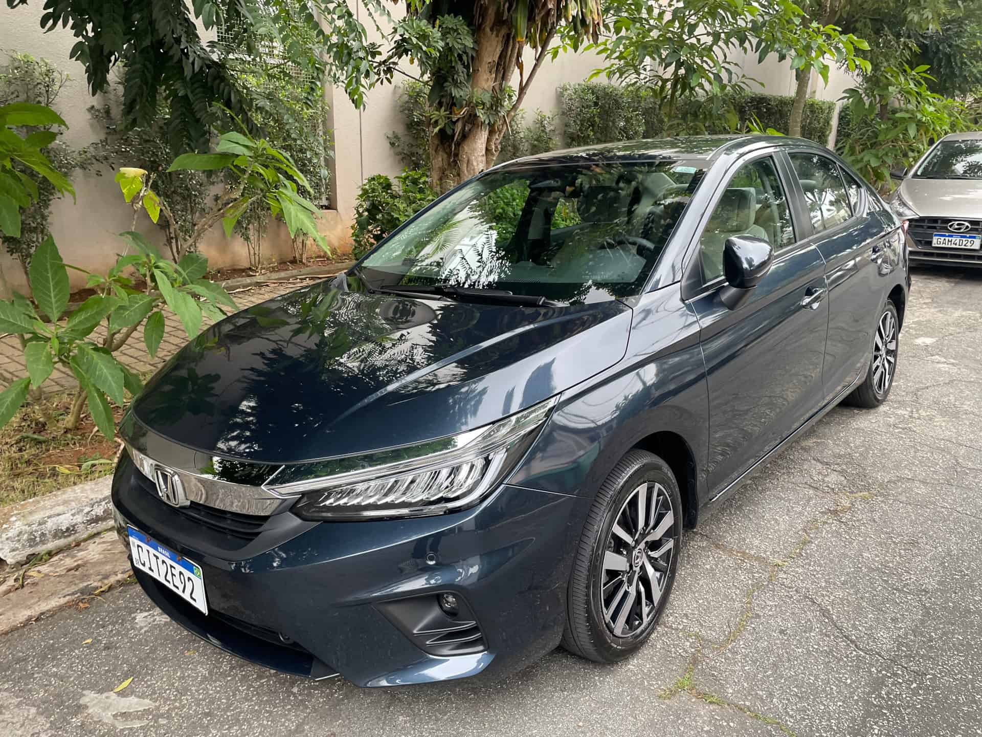 Honda New City sedã é a versão mais séria do hatchback | Review