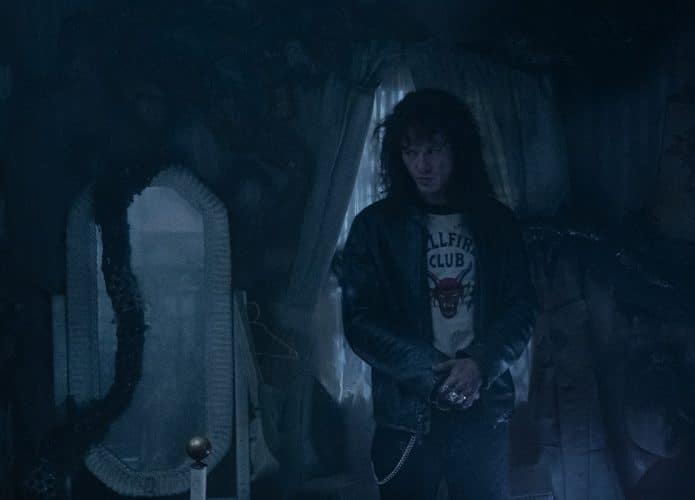 stranger things pânico satânico