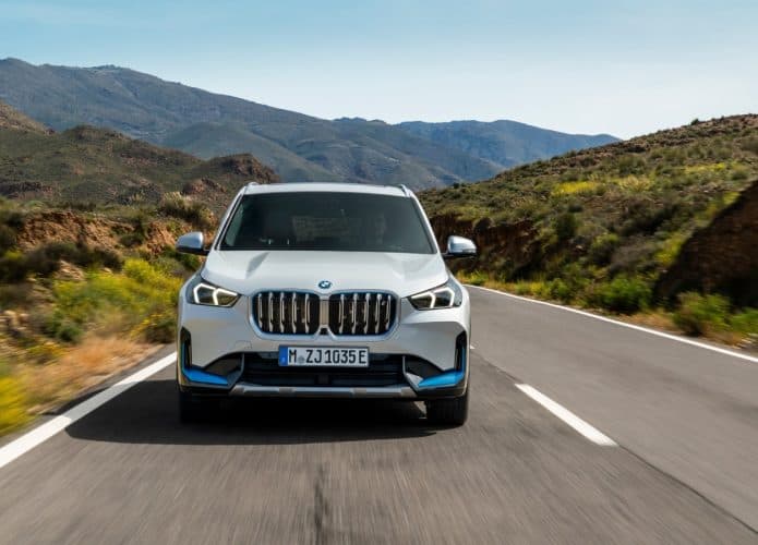 Elétrico iX1 2023 é a nova oferta acessível de crossover elétrico