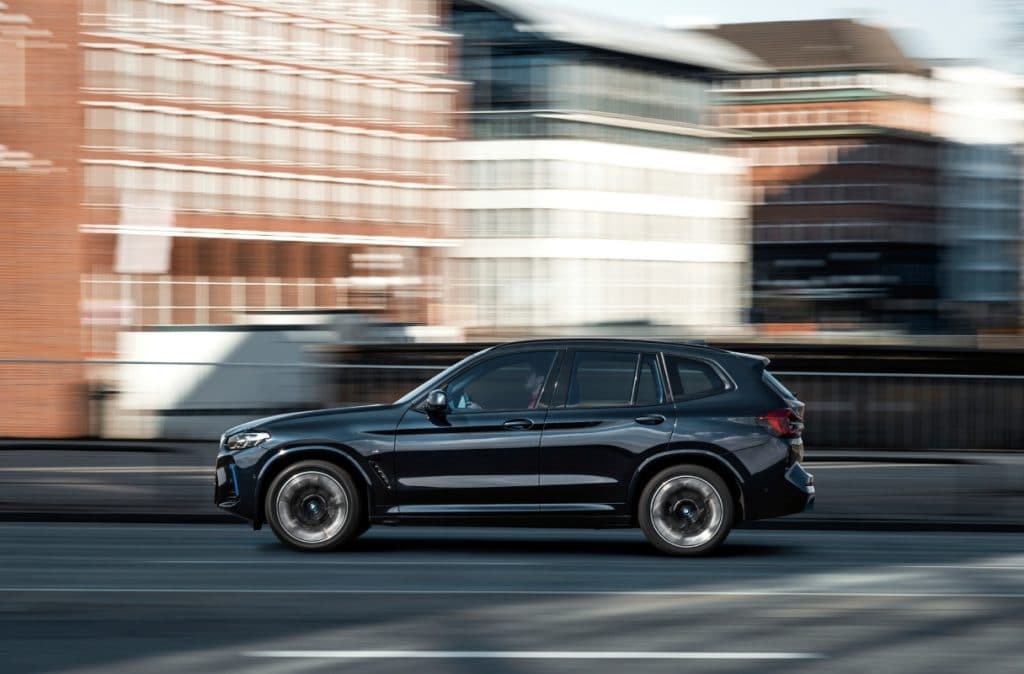 Veículo da BMW em pré-venda no Brasil