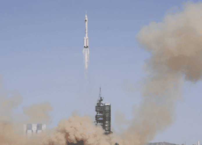 lancamento-shenzhou-14-695x500.png